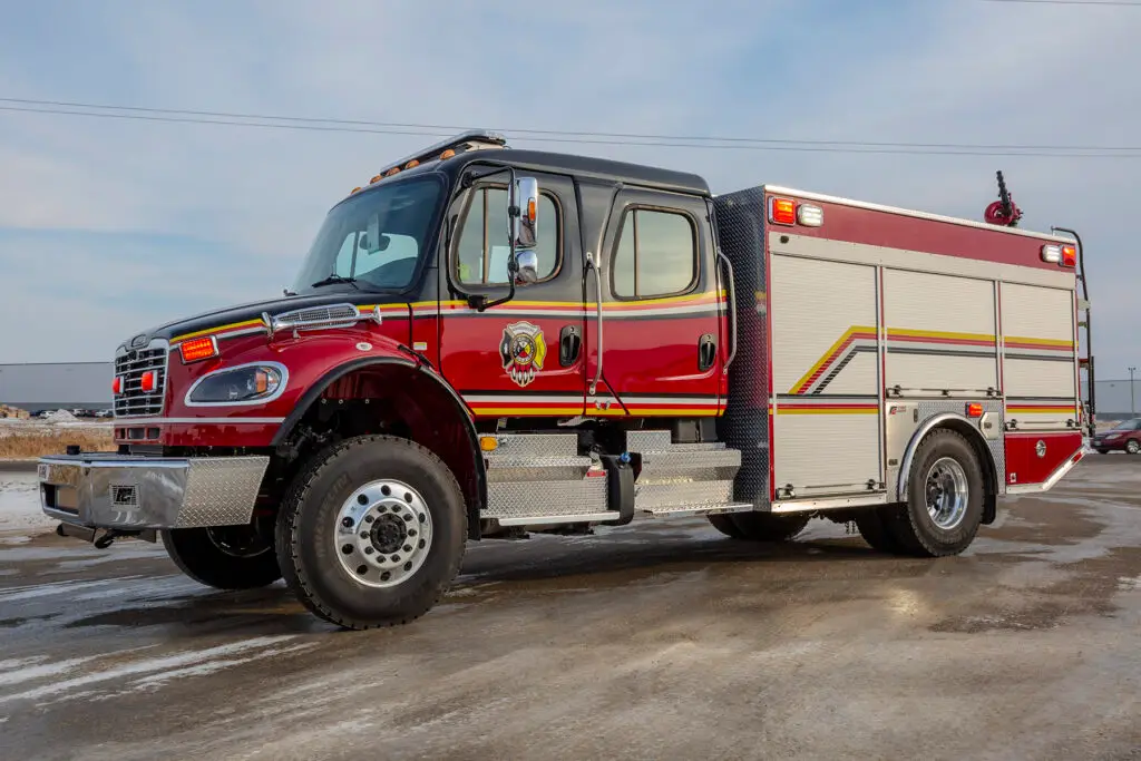 MXV Terminator with Rear Pump 4x4 Pump & Roll 1000 I.G. - Wiikwemkoong Fire Department